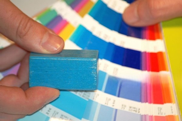 Benefits of Choosing Local Paint Manufacturers